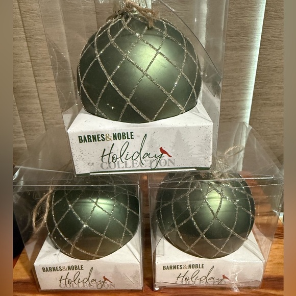Barnes & Noble Holiday Christmas Collection THREE Ornaments Green Silver Glitter - Picture 1 of 6